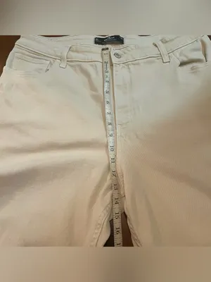 Hollister Women’s Ultra High-Rise Cream Dad Denim Jeans - SHORT LENGTH thumbnail 14