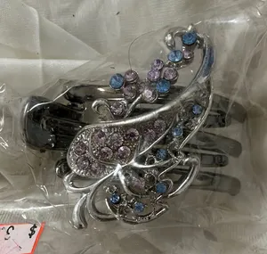 Lovely new hair clip thumbnail 1