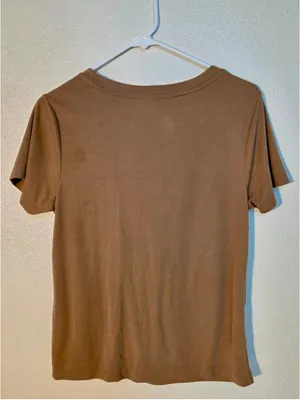 Time and Tru Women’s Ribbed Twist Front Knot T-Shirt Brown Mocha Size S 4-6 W-18 thumbnail 2
