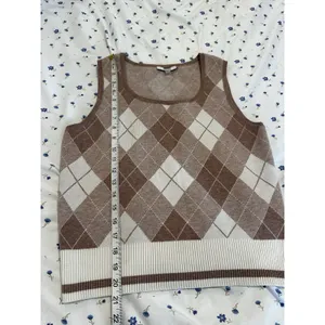 NWOT Sioni Women's M Dusty Pink Argyle Sleeveless Pullover Square Neck Sweater thumbnail 4