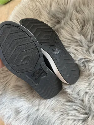 EUC Juicy Couture Black Knit Slip-On Sneakers with White Sole sz 6.5 thumbnail 3
