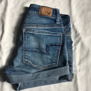 American Eagle denim shorts thumbnail 4