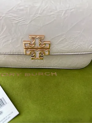 Tory Burch crinkle Cream patent leather Logo Crossbody/wristlet strap Preloved thumbnail 4