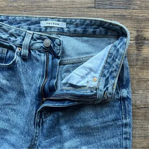 Pacsun Womens 90’s Boyfriend Denim Ripped Distressed Jeans Sz 24 Light Wash Blue thumbnail 7