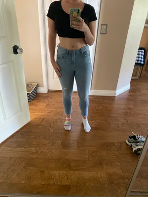 Vervet Skinny Jeans thumbnail 3
