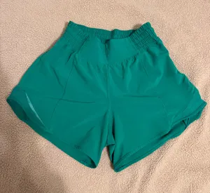 Lululemon Hotty Hot Shorts 4" High-Rise green thumbnail 1