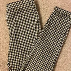 Checkered Pants Size M thumbnail 1