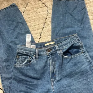 LEVIS BAGGY DAD JEAN thumbnail 2