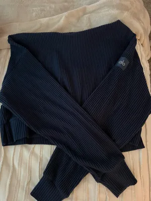 ALO yoga navy blue ribbed sweat set  thumbnail 2