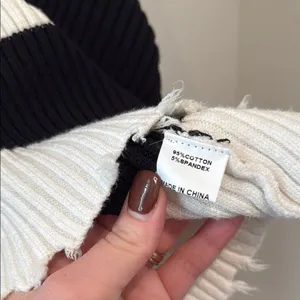 Princess Polly London Bridge Striped Distressed Sweater size XS/S thumbnail 5