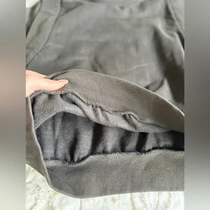 H&M Black XS Crewneck thumbnail 4