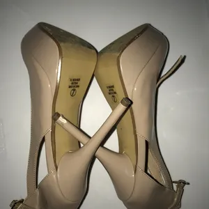 Diva nude heels sz 7 thumbnail 3