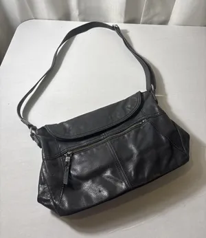 The Sak Black 100% Leather‎ Purse Handbag Bag Magnetic Flap Foldover Soft thumbnail 1