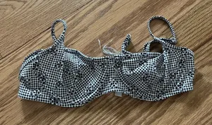 Frankie’s bikinis top thumbnail 1