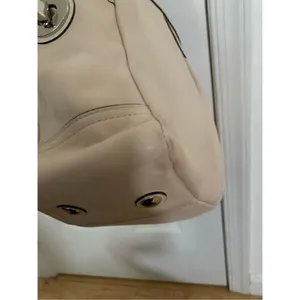 Coach off white or cream shoulder bag thumbnail 4