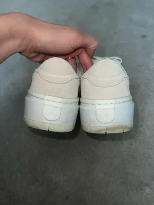 Nike Air Jordan 1 Low Women’s thumbnail 3
