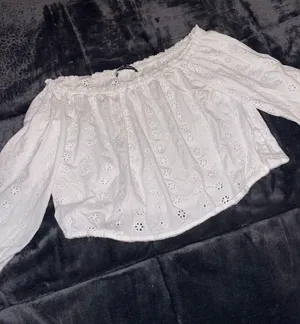 Brandy Melville Off The Shoulder thumbnail 1