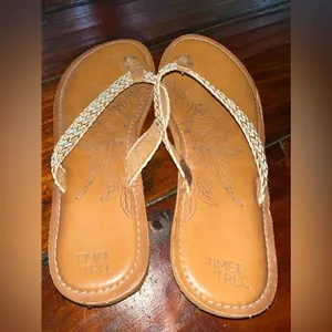 GUC- TIME and TRU flip-flop  9 thumbnail 2