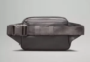 Lululemon Everywhere Belt Bag thumbnail 2