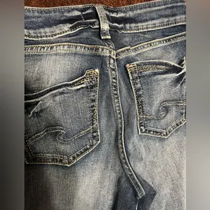 Silver jeans mid rise boot cut size   28x33 thumbnail 4