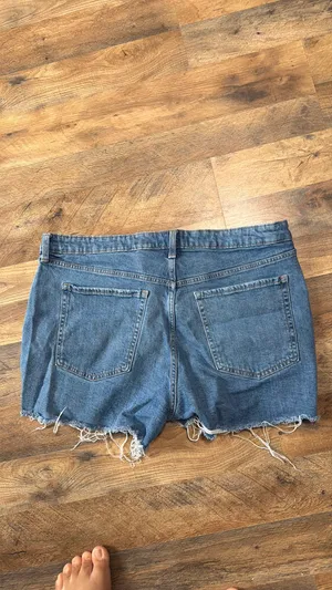 Old Navy Denim Shorts thumbnail 2
