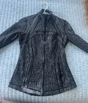 Lululemon Jacket thumbnail 1