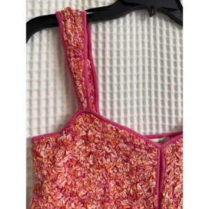 American Eagle Cropped Sleeveless Pink Floral Top Medium NE thumbnail 2