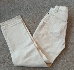 Abercrombie & Fitch Off-White Ultra High Rise Jeans- Curve Love thumbnail 1