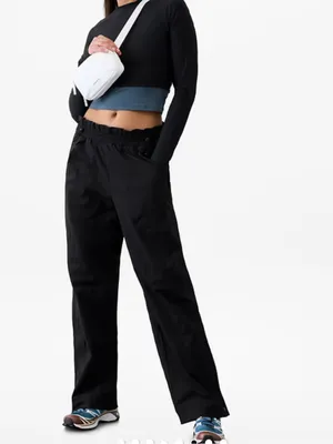 Athleta NEW Trekkie Parachute Pant in Black thumbnail 2