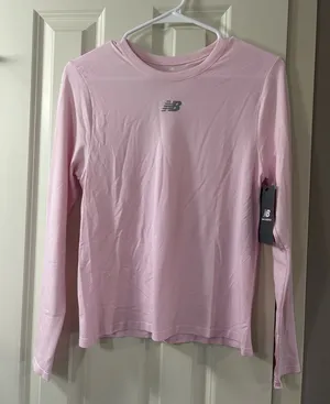 New Balance Long Sleeve Athletic thumbnail 1