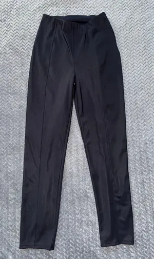 Lululemon Women's High Rise‎ Groove Pants Black Athletic Comfort Size 2 thumbnail 1