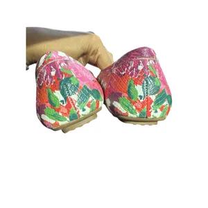 Isaac Mizrahi Pink Red Multi Floral Leather April Driving‎ Moccasins 7.5 thumbnail 3