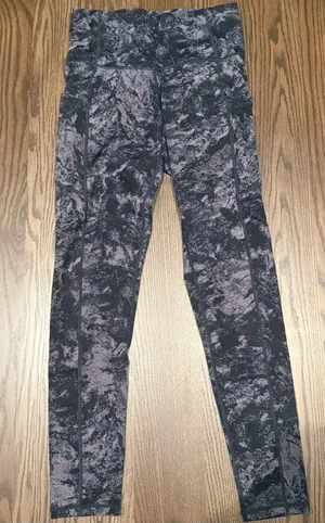 The Gym People Amazon Leggings thumbnail 1