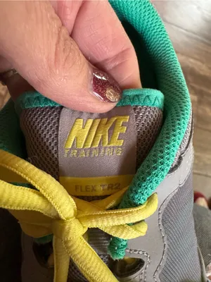 Nike Flex Trainer 2 athletic shoes with yellow & teal accents women’s size 8.5 thumbnail 4