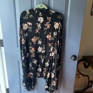 Angie short sleeve throw over thumbnail 2
