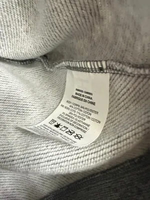 Nike Versa Dri-FIT Gray Cropped Embossed Sweatshirt Women’s Large thumbnail 8