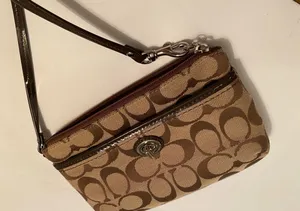 Wristlet thumbnail 5