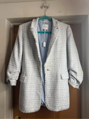Maison d’Amélie Women’s Blue & White Tweed Blazer Wool Blend. Size: 6 thumbnail 2