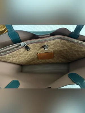 Coach Willow Tote Polished Pebble Leather Turnlock Zip Compartment Feet Green thumbnail 10