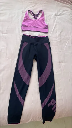 PINK Workout Set Victoria's Secret thumbnail 5