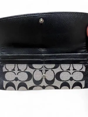 Coach Wallet thumbnail 4