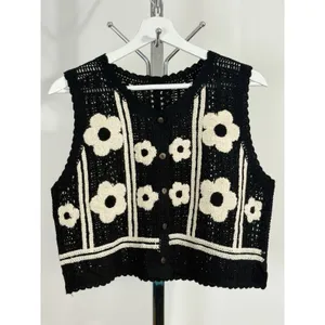 Crochet Knit Sweater Vest Floral Embroidered Cottagecore Grannycore Women’s M thumbnail 4