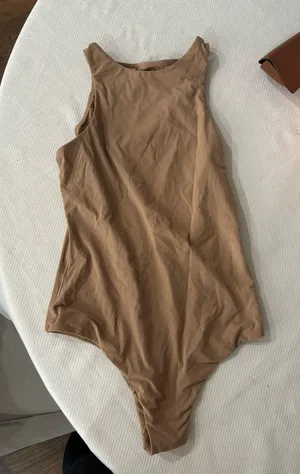 SKIMS High neck Bodysuit thumbnail 3