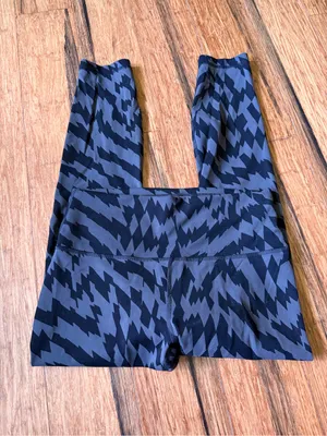 Lululemon Zig Zag Printed Legging thumbnail 2