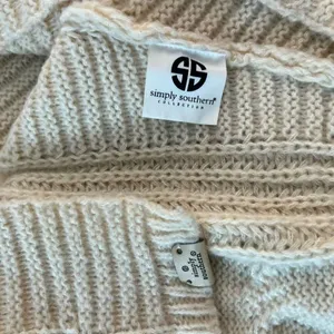 🔥🔥 5/$25 sale 🔥🔥 Simply Southern Cream Cable Knit Cardigan Size Small thumbnail 8