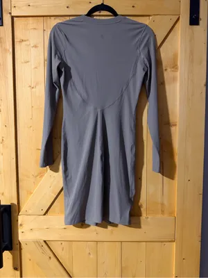 Lululemon All Aligned Ribbed Long-Sleeve Henley Dress Size 6 Gray- EUC thumbnail 3