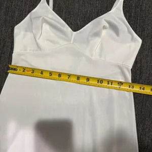 Vintage White Full Slip Lace‎ Trim Adjustable Spaghetti Straps V-Neck Mid-Length thumbnail 12