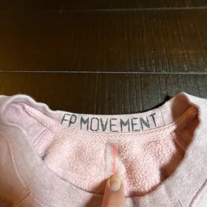 Free People Movement Sweatshirt Womens Medium Pink Oversized Raglan Pullover thumbnail 3