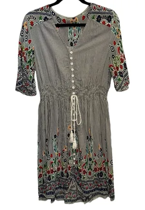 Striped & Floral V Neck Button Front Dress‎ thumbnail 1