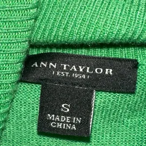 Ann Taylor Green Sleeveless Turtleneck Sweater Wool Blend Shell‎ S thumbnail 3